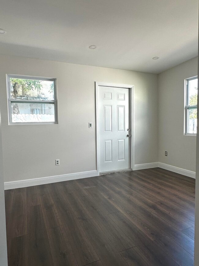 Building Photo - 4107 Virginia Terrace