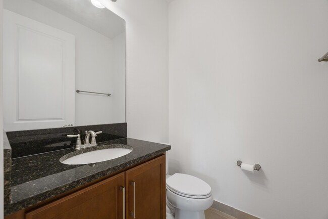 Building Photo - Tamarind Grove Lane
