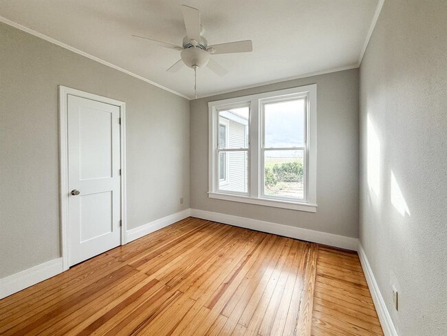 Building Photo - 267 Bodemann Ln