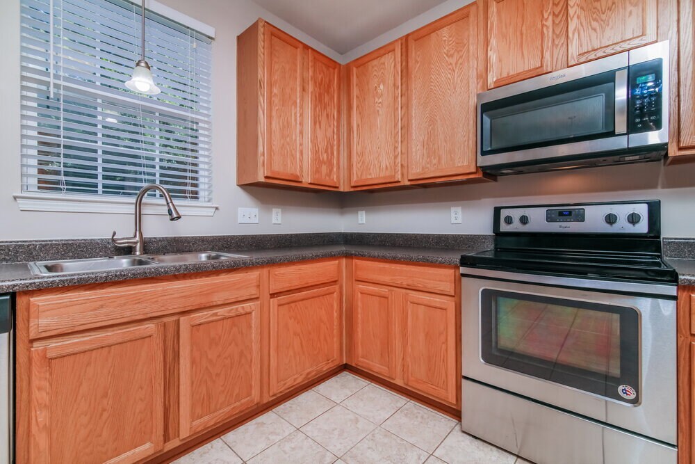 Building Photo - 1008 Martin Bench Ct