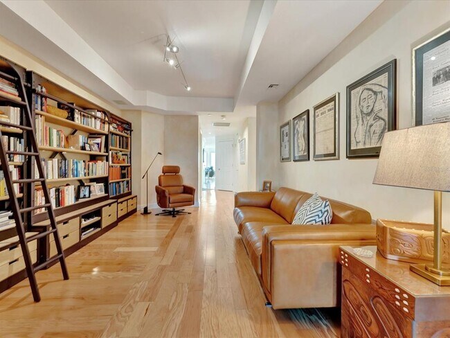 Building Photo - 555 5th Ave NE