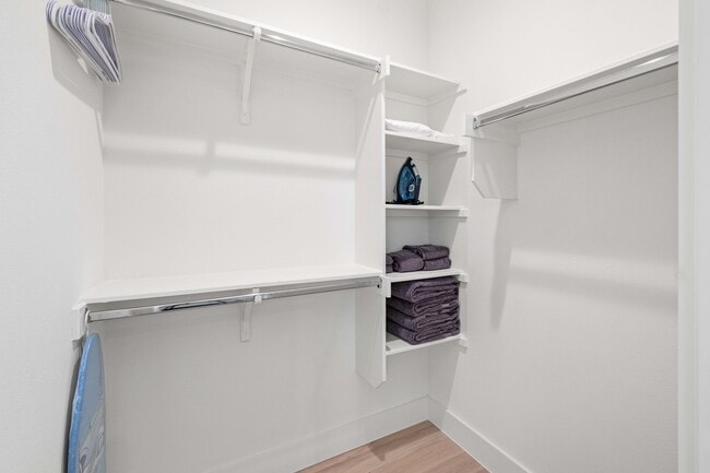 Walk in Closet off the Master - 1709 Taylor Gaines St