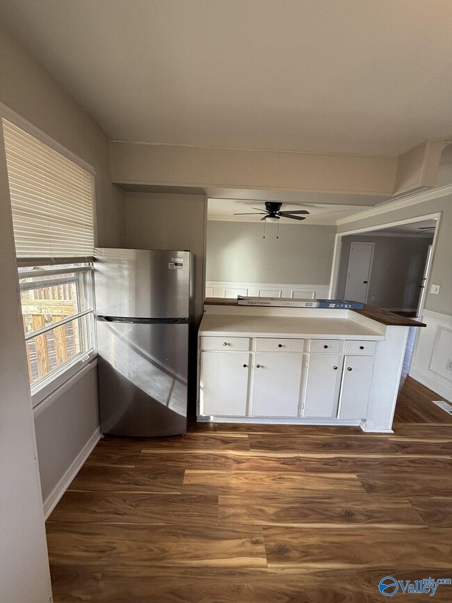 Building Photo - 403 Arthur St NW