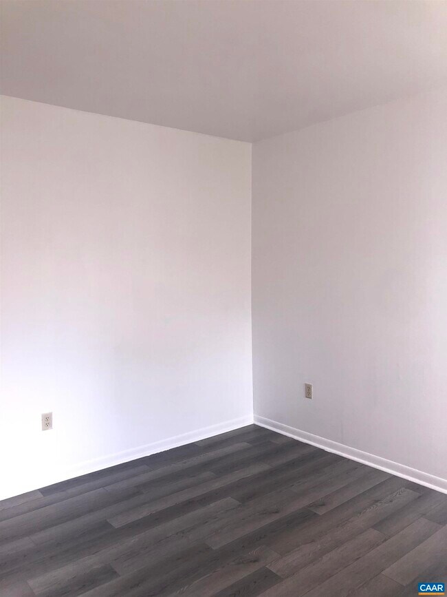 Building Photo - 1307 Wertland St