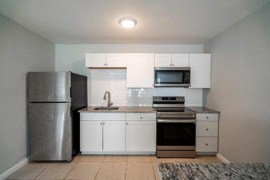 Primary Photo - Ixoria Condominiums