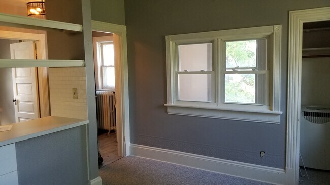 Living Room - 304 Summit Ave