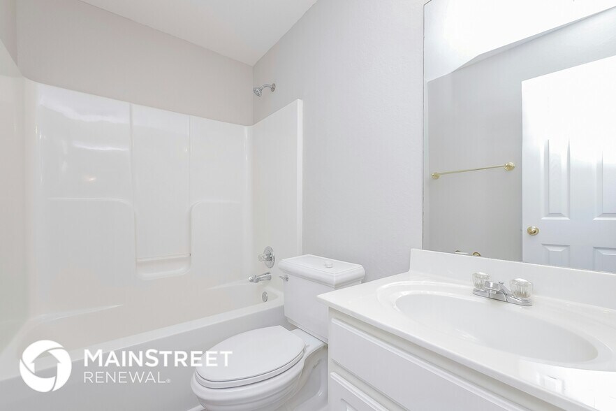 Building Photo - 10238 Deep Creek Pl