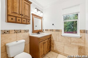 Building Photo - 902 Amber Knoll