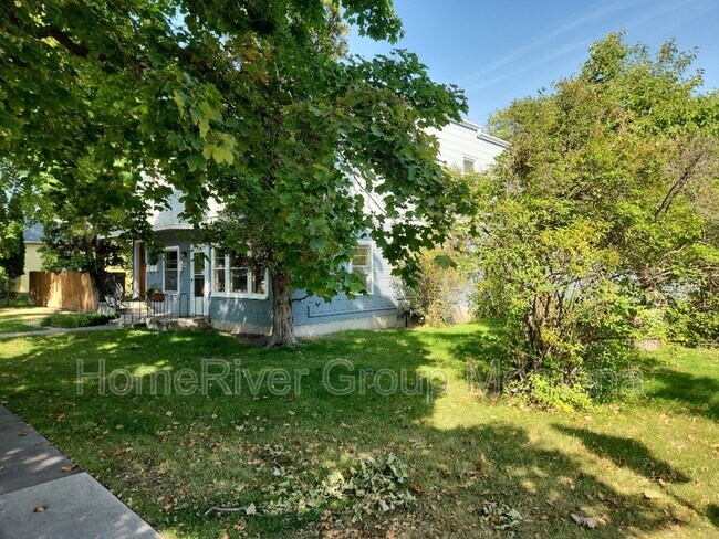 Building Photo - 336 S 5th St E