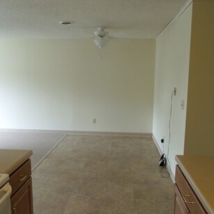 Dining area - 203 NW 14th St