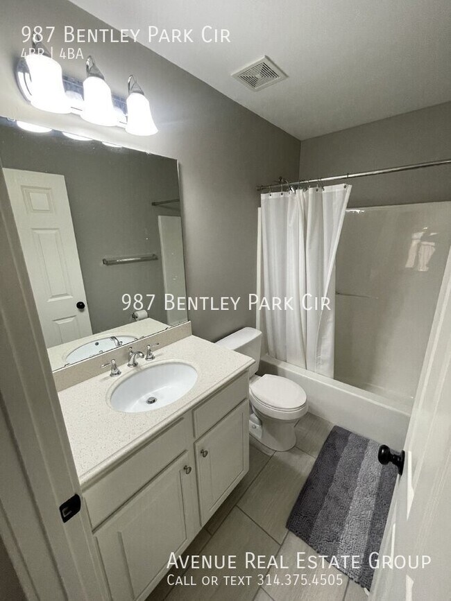 Building Photo - 987 Bentley Park Cir