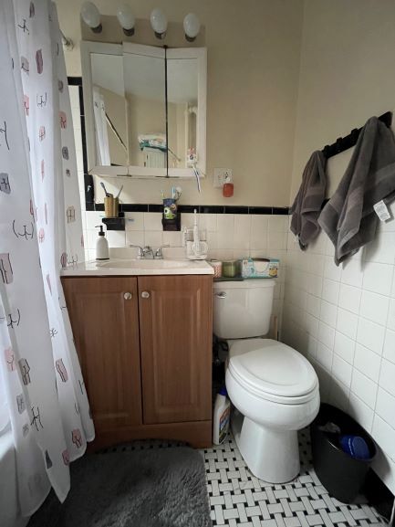 Building Photo - 187 Winthrop Rd