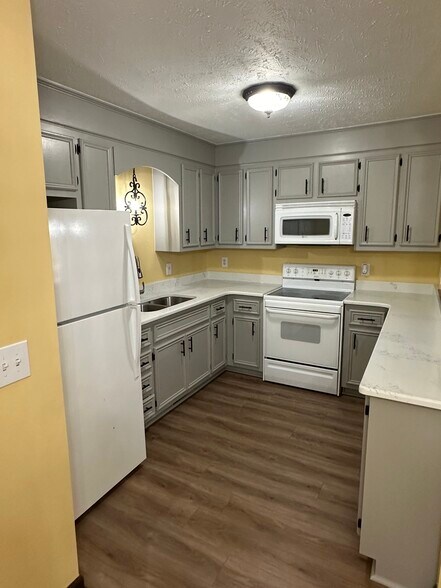 Building Photo - 3262 Hughes Gasque Rd