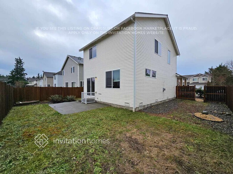 Building Photo - 17911 36th Ave E