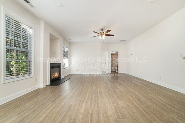 Building Photo - 1622 Wilburn Park Ln NW