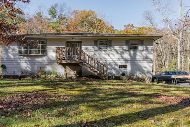 Building Photo - 22 Whitney Dr