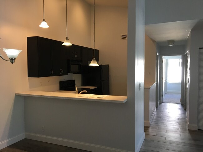 Building Photo - 6495 Chasewood Dr