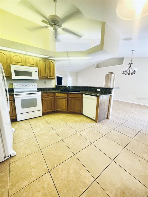 Building Photo - 390 Corrientes Cir