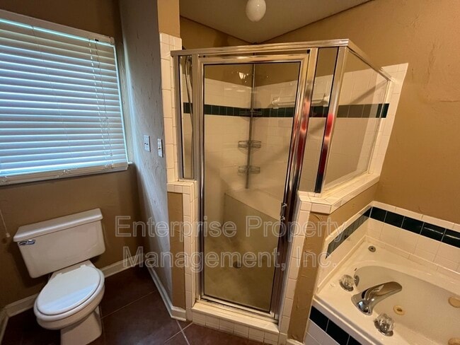Building Photo - 5503 Kindle Creek Dr