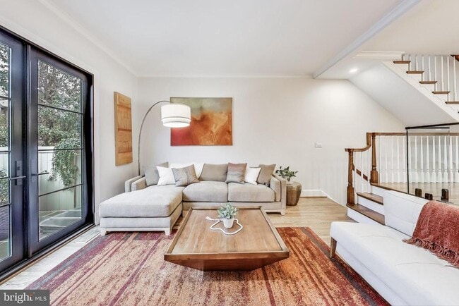 Building Photo - 117 Quay St