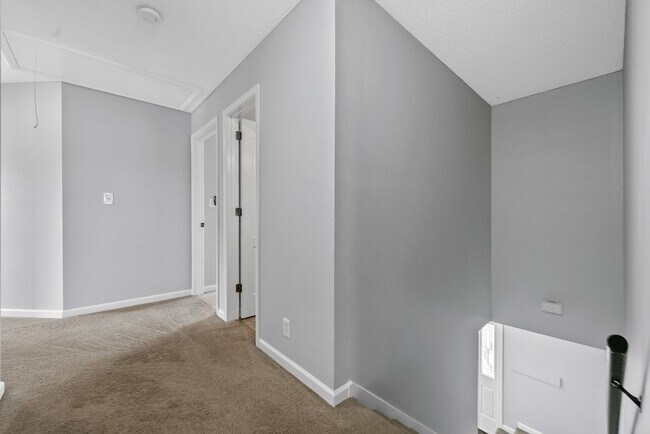 Building Photo - 3851 Man O War Blvd