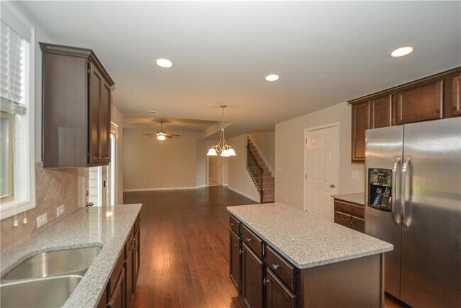Building Photo - 4036 Water Mill Dr