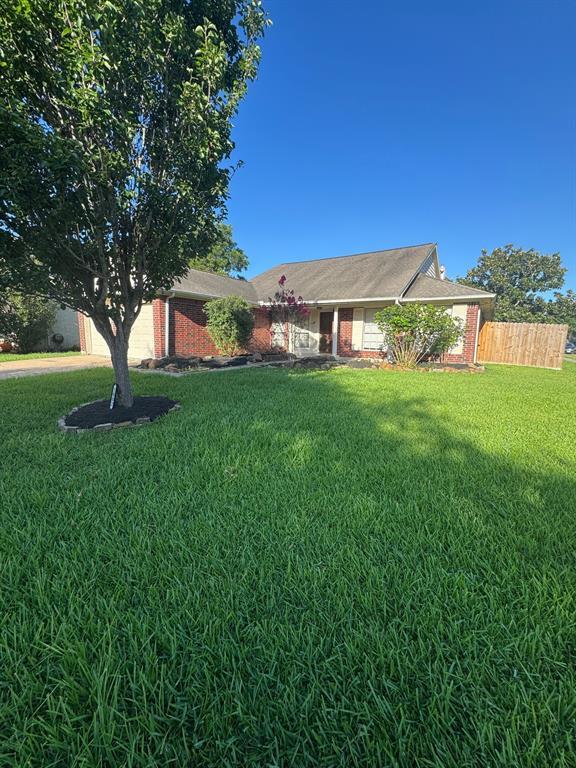 Primary Photo - 1002 Abbott Dr