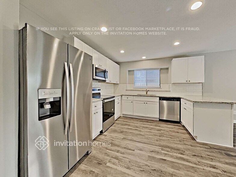 Building Photo - 7825 Prescott Dr