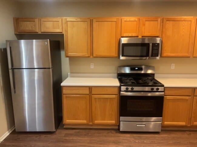 Building Photo - 1312 Penasco Rd NE