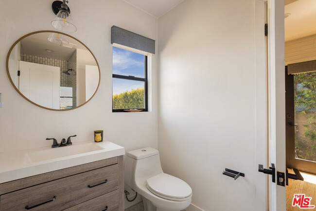 Building Photo - 2611 Range Rd