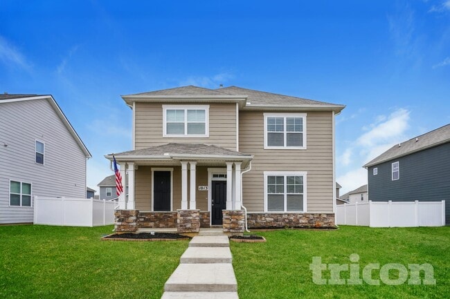 Building Photo - 1013 Pepper Stone Dr