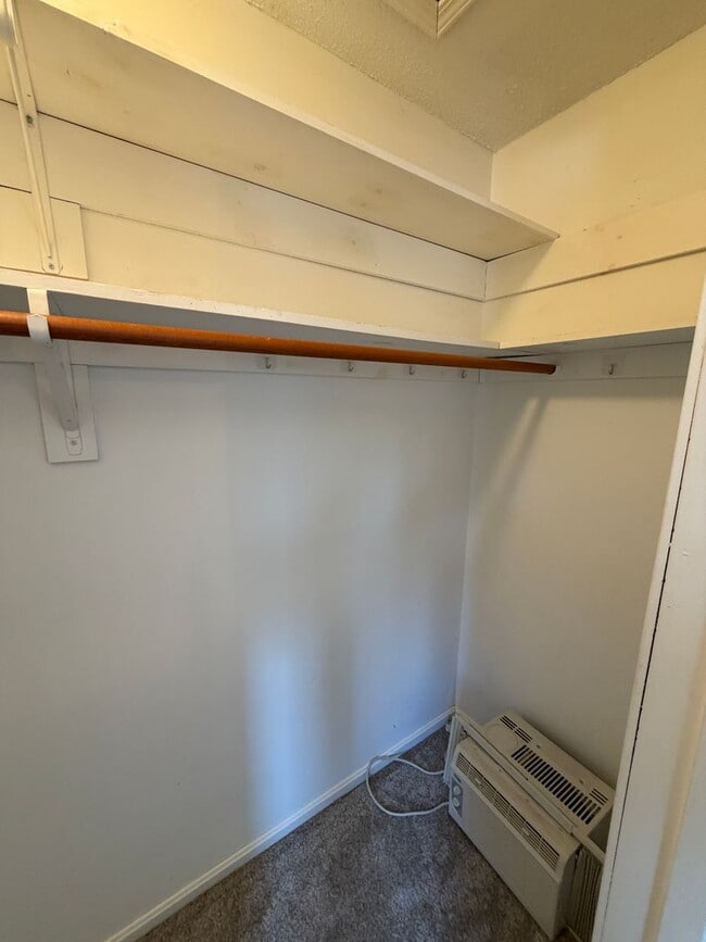 Building Photo - 62 Hayes Ave