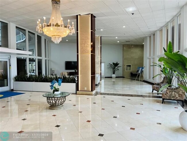 Building Photo - 4100 Galt Ocean Dr