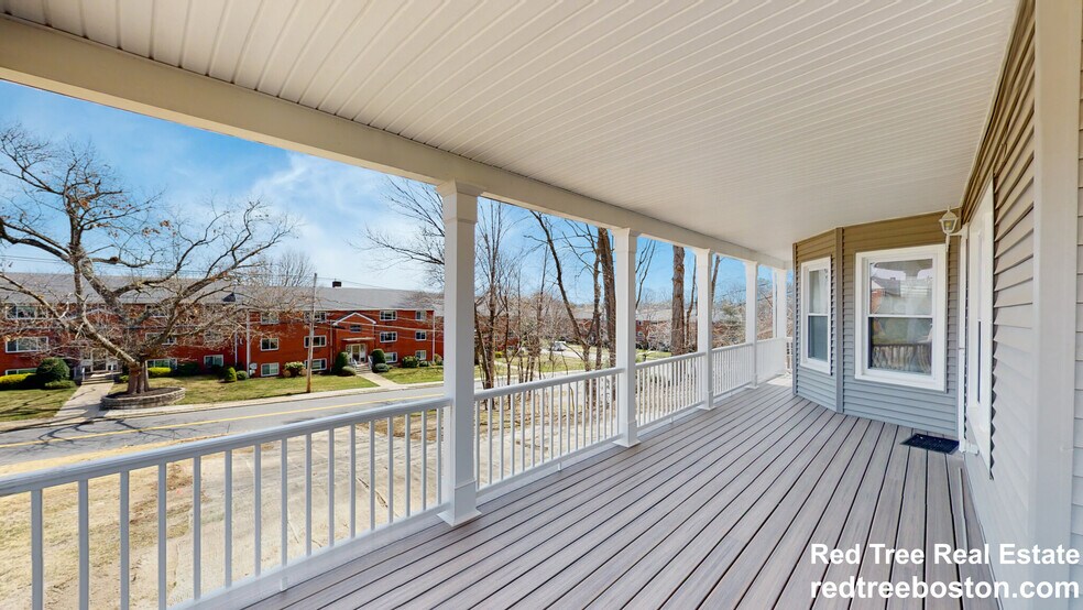 Building Photo - 659 South St