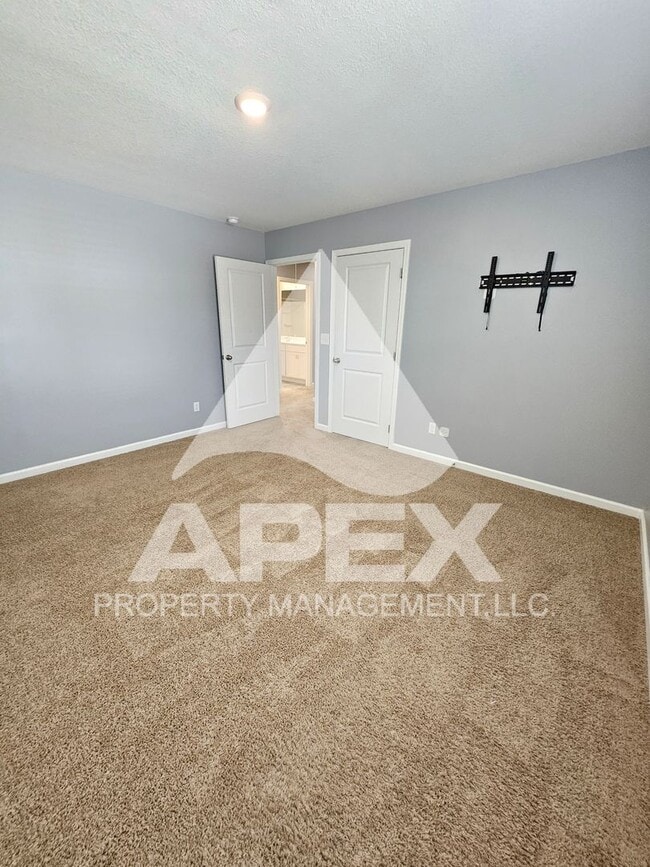 Building Photo - Stunning 5 Bd / 3.5 Ba 2-Story Single Family home in Hardin Valley!