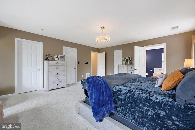 Building Photo - 17304 Summerwood Ln