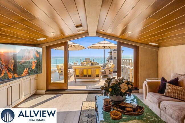 Building Photo - Stunning Beach House located on Newport Beach Boardwalk- 30+ Day Rental!