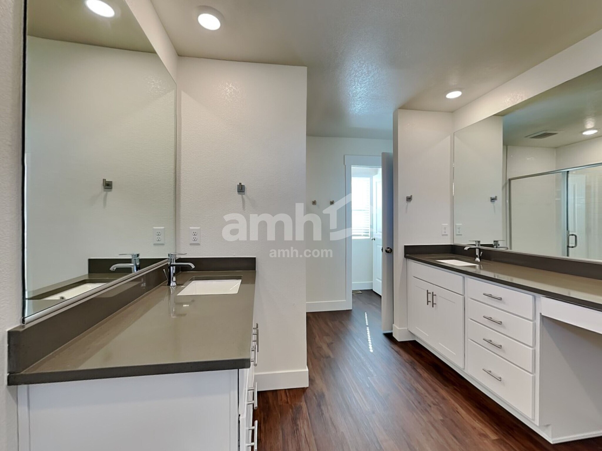 Building Photo - 11638 Broken Top Dr