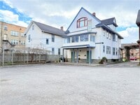 Building Photo - 948 Monroe Ave