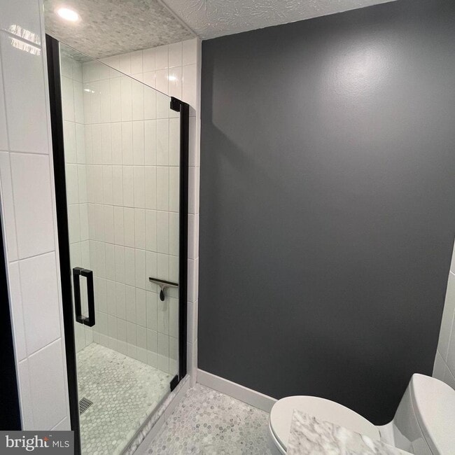 Building Photo - 7807 Edmunds Way