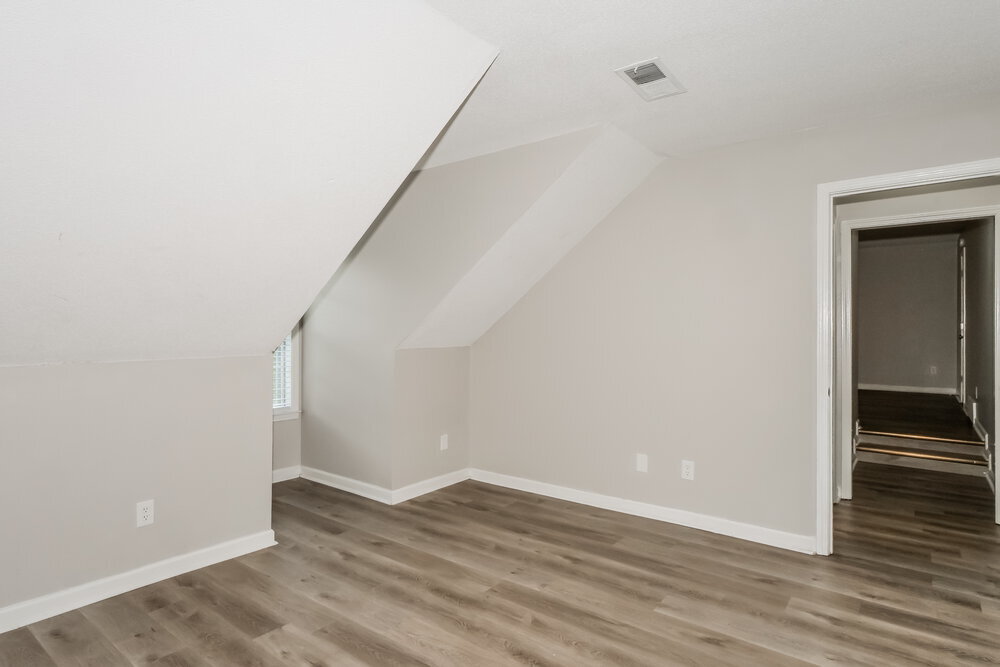 Building Photo - 4793 Narcissus Dr