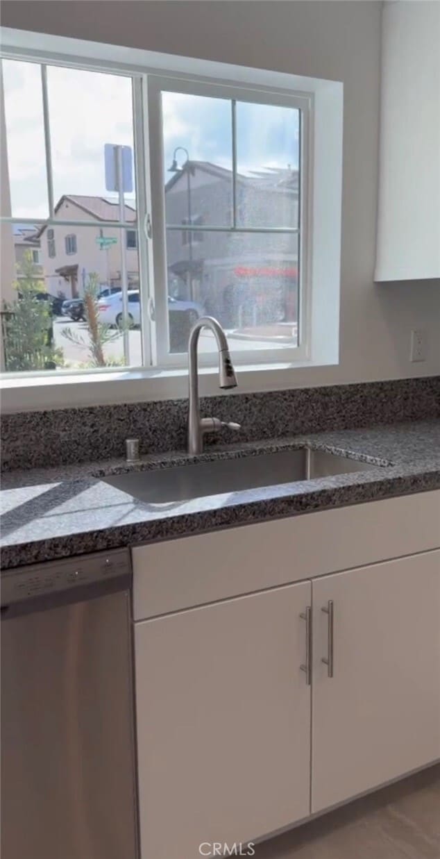 Primary Photo - 7440 Fig Grv Ln