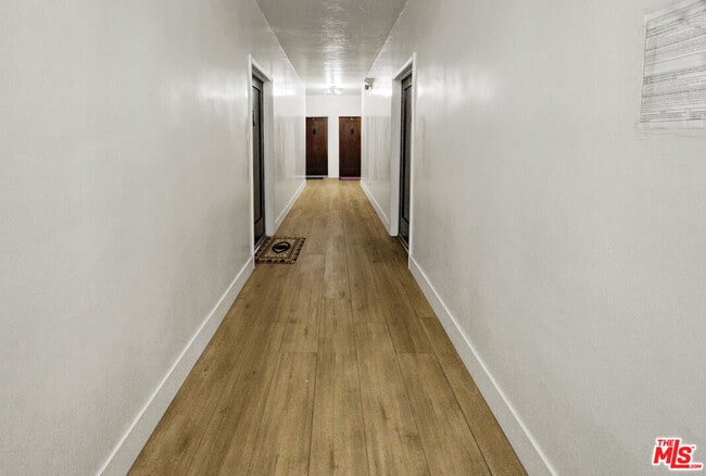 Building Photo - 351 N Sierra Bonita Ave