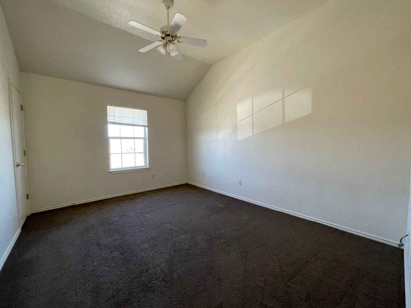 Building Photo - 1103 Covey Ln