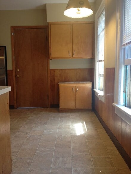 Building Photo - 2916 N Cramer St