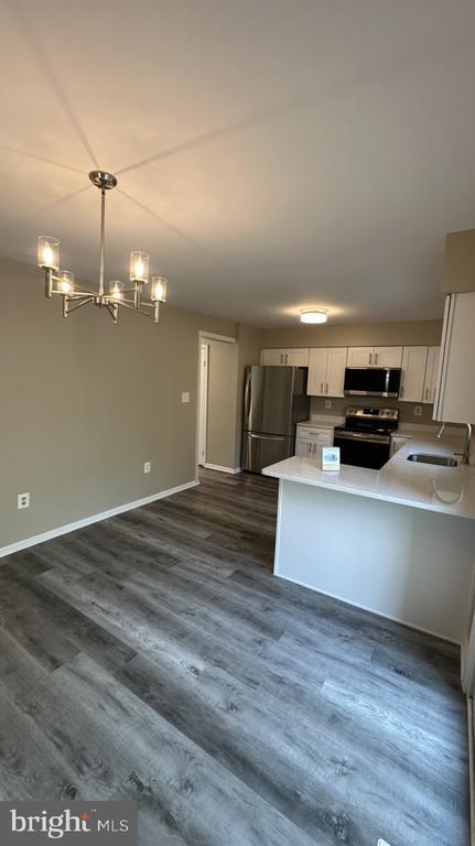 Building Photo - 14646 London Ln