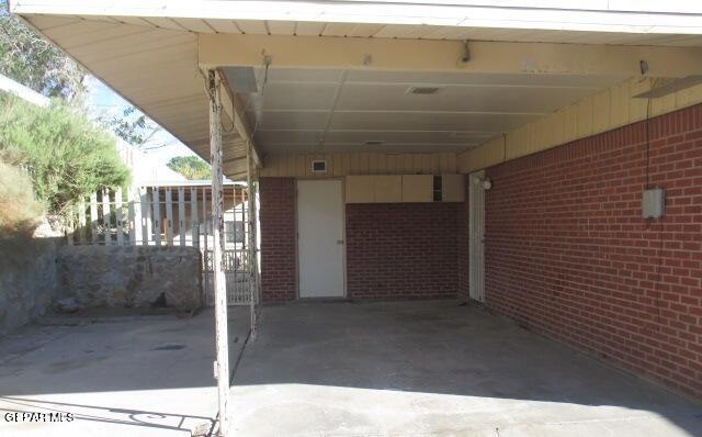 Building Photo - 3411 Garnet Dr