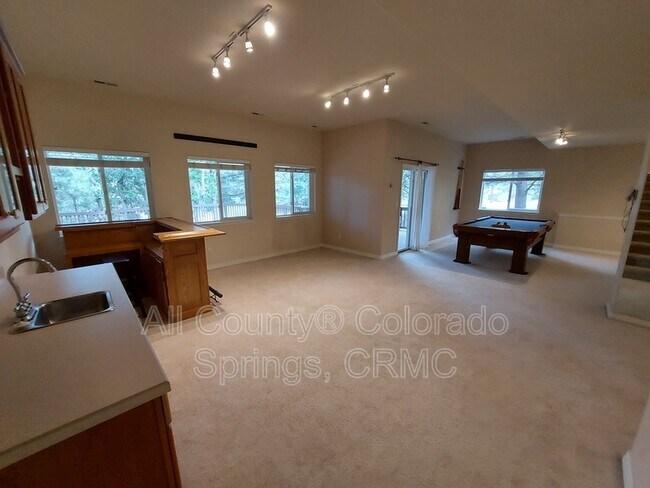 Building Photo - 5035 Langdale Way