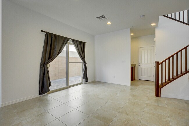 Building Photo - 3 Bedroom, 2 Story Inspirada Home in Anthem!