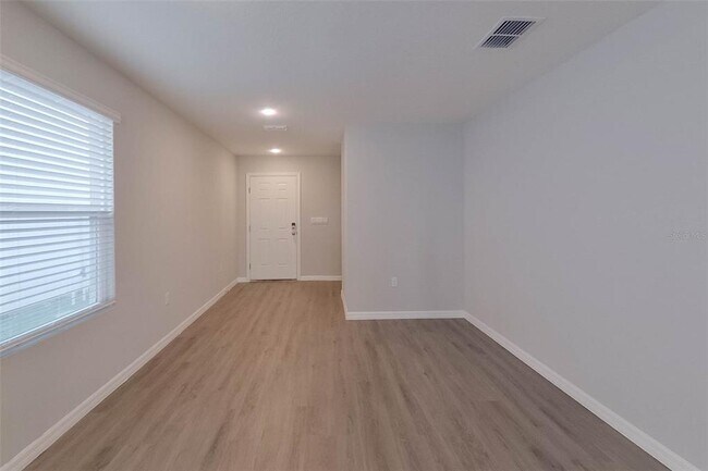 Building Photo - 8611 SW 44th Ct